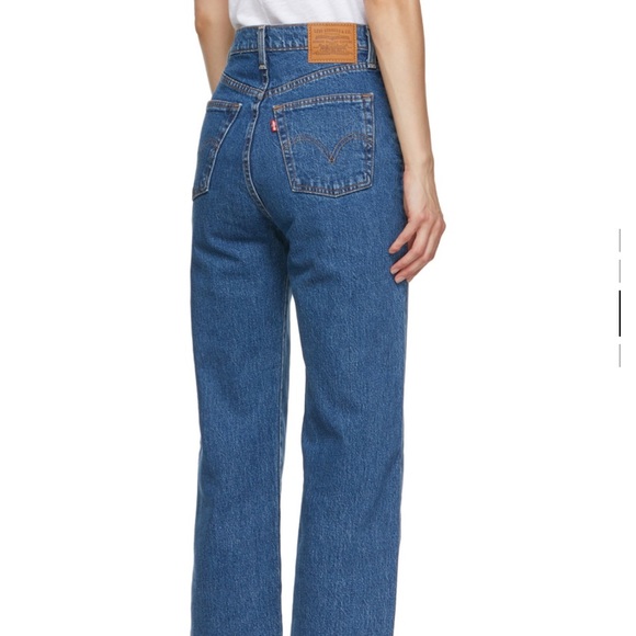 Levi’s Ribcage Jeans - Picture 3 of 3